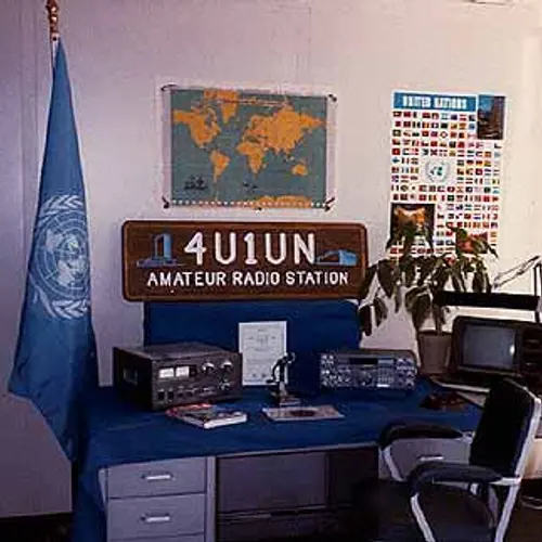 4U1UN