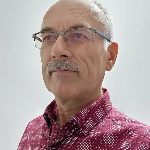 TA6RIK profile image