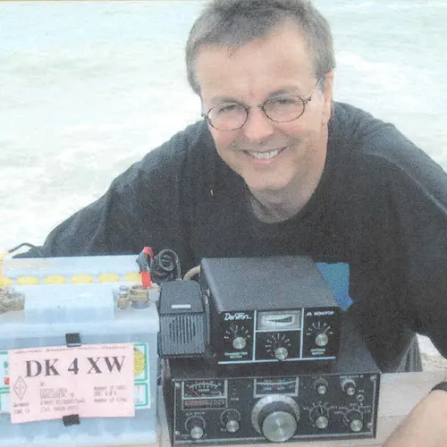 DK4XW profile image