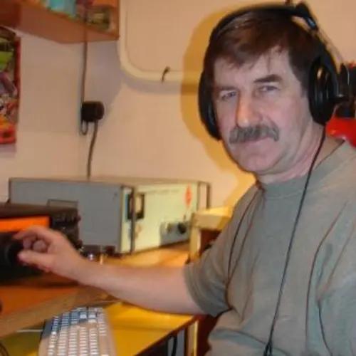 R7AW profile image