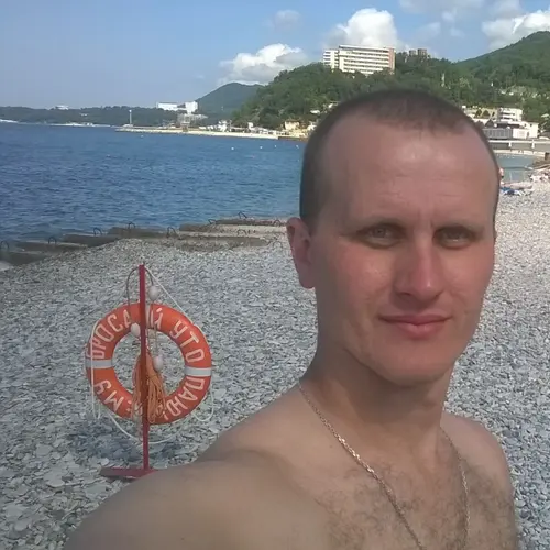 R7TJ profile image