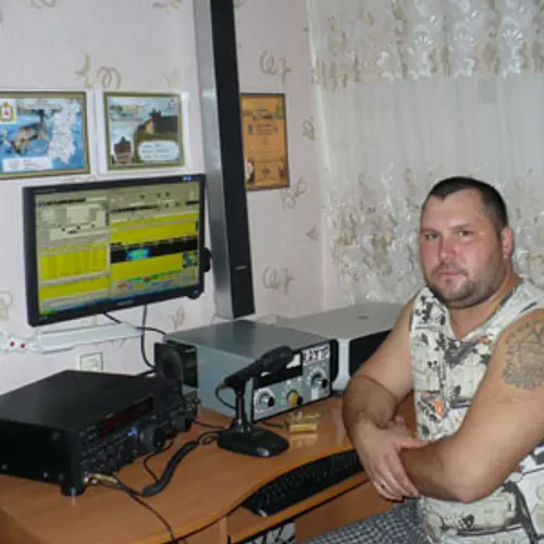 RU3T profile image