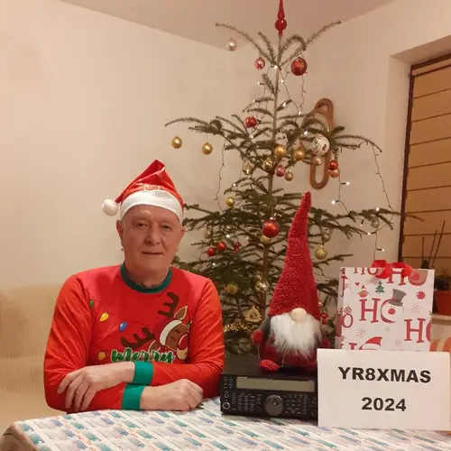 YR8XMAS profile image
