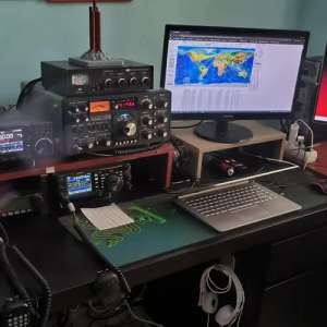 EA8BX