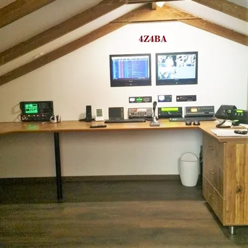 4Z4BA