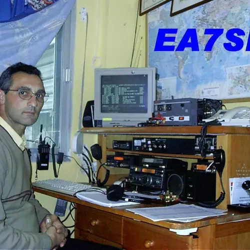 EA7SL