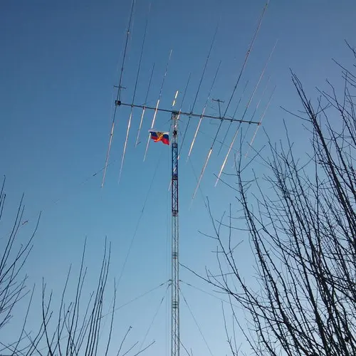 RV9XM