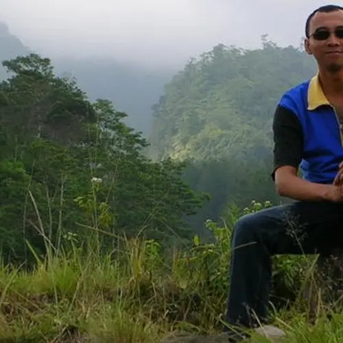 YB2VMC