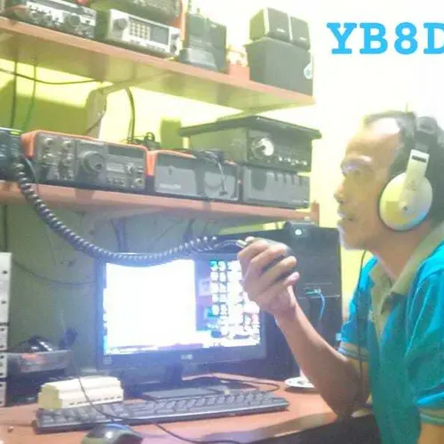 YB8DNT profile image
