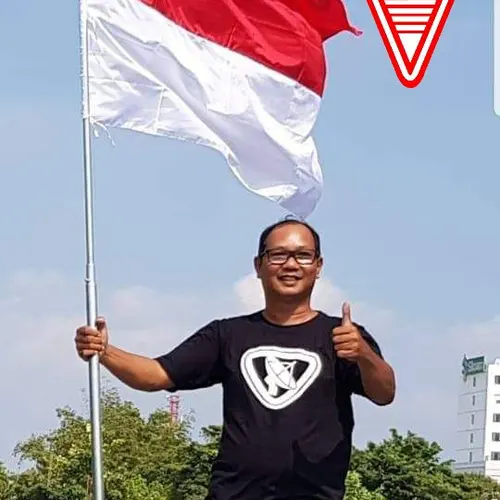 YF4LWU profile image