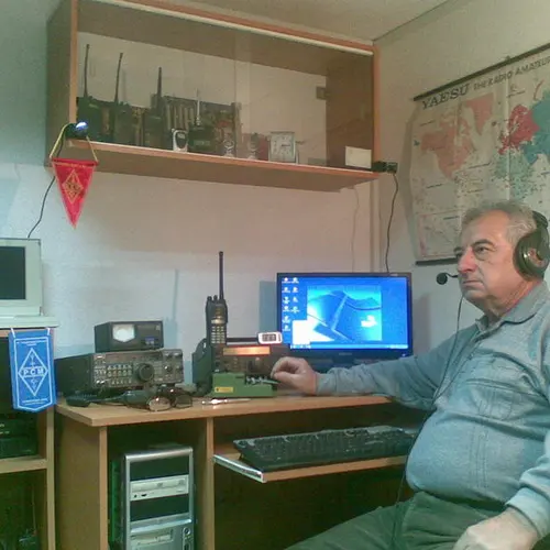 Z32FM