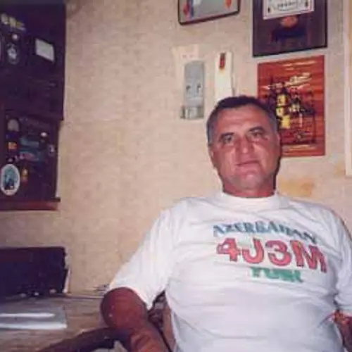 4J3M