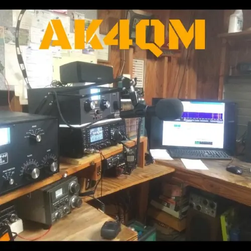 AK4QM