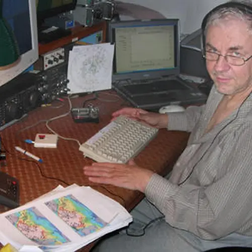CN2M