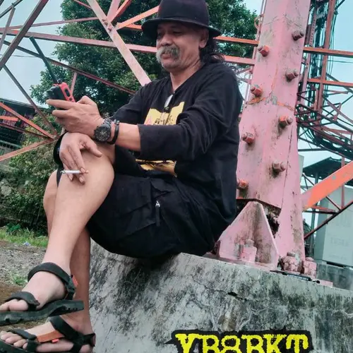 YB8BKT