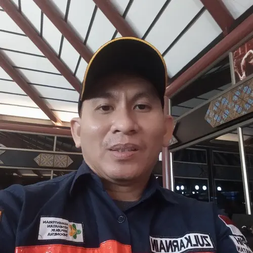 YB8MGN