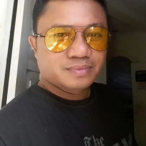 YF8QZ